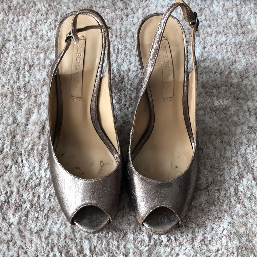 BCBG metallic sandal